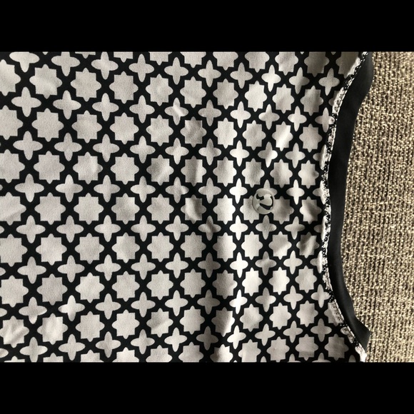 Lululemon shirt - Picture 2 of 4